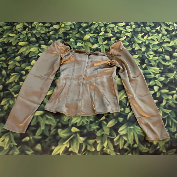 TOPSHOP Keyhole Satin Top, KHAKI, Size 2 US (fits like 0), NWT - Picture 9 of 13